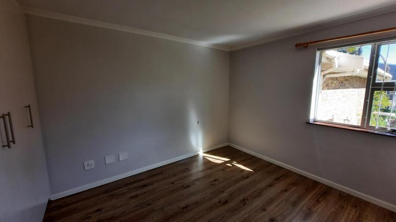 2 Bedroom Property for Sale in Tyger Valley Western Cape